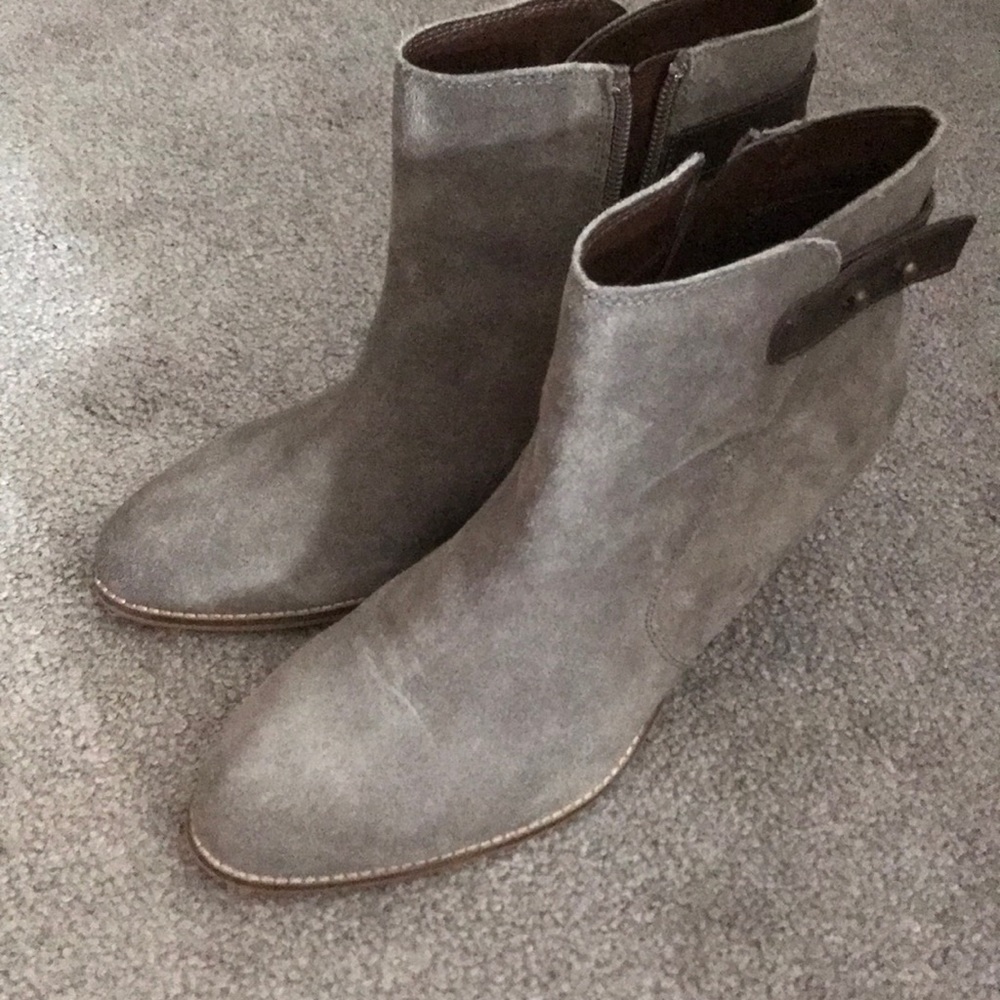 Sam Edelman gray booties